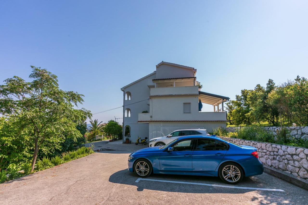 Apartments Vila Antula Banjol Exterior photo